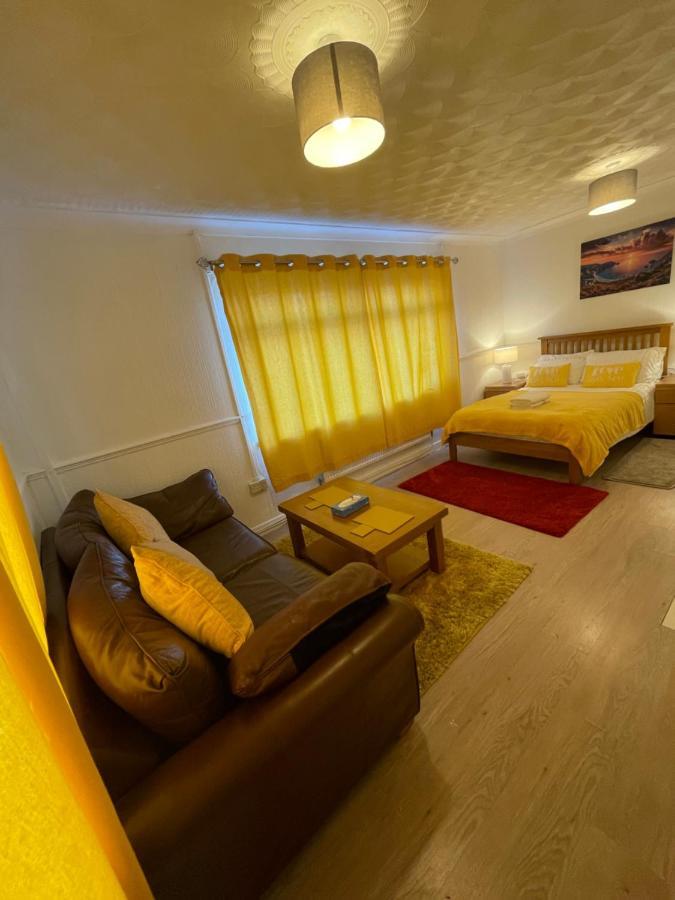 Holiday home Holiday City Sleeps 7 Cardiff