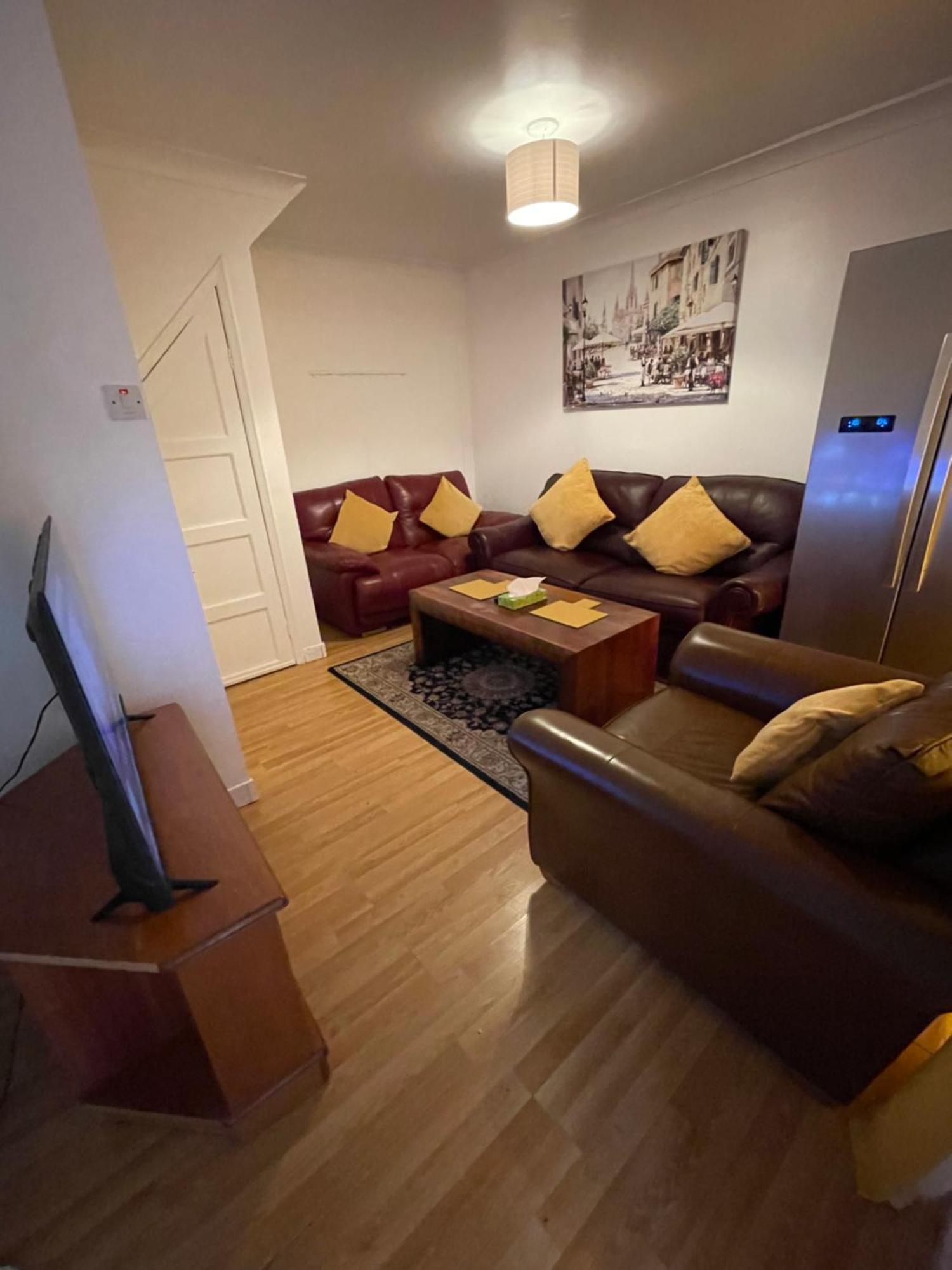 Holiday City Sleeps 7 Holiday home *